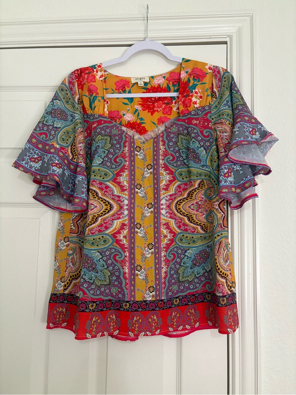 Umgee Boho Floral Patchwork Screen Blouse